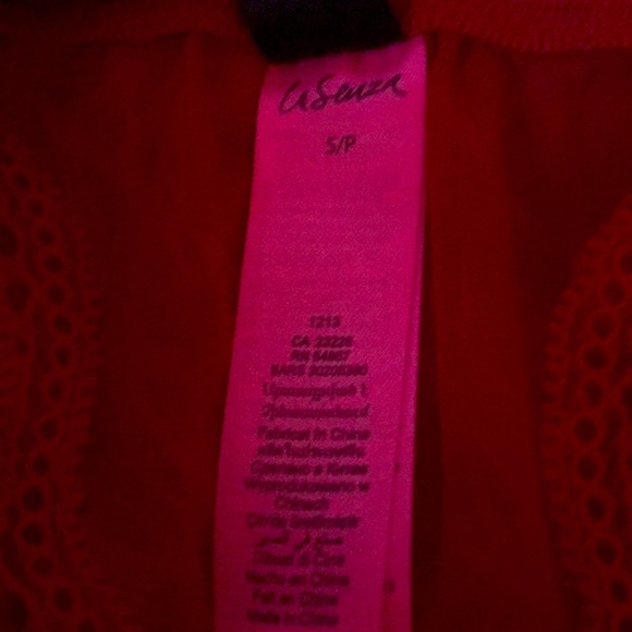 EUC La Senza Lace Plunge Neck Chemise Lingerie Top - Picture 9 of 9